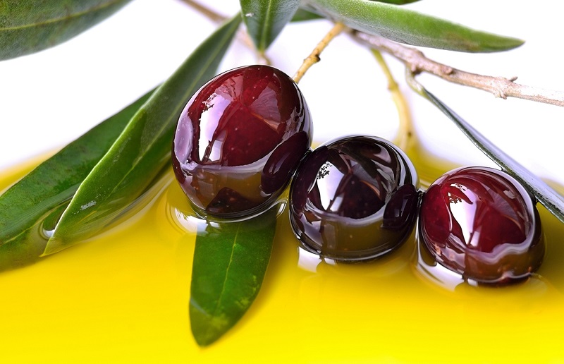 properties of olives
